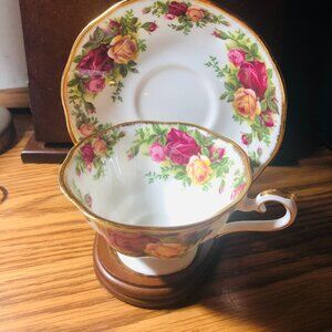 Vintage 1962 Royal Albert Bone China Floral Teacup and Saucer on a Stand